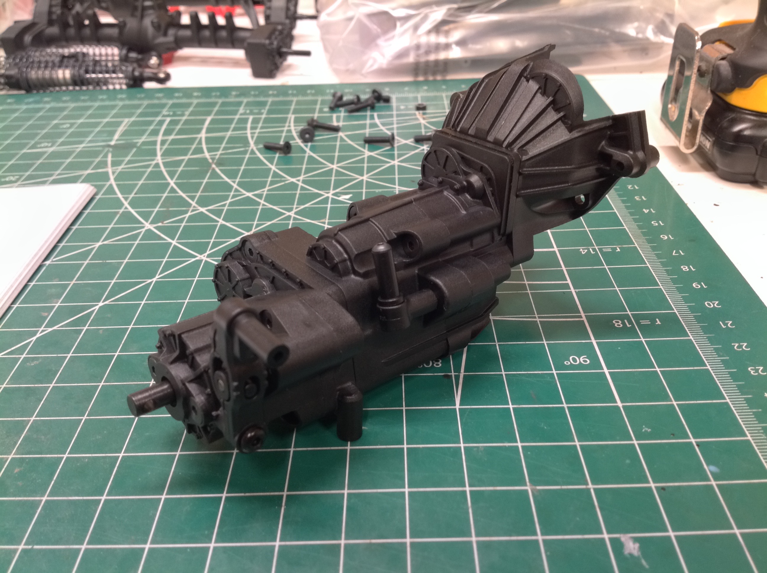 axial scx10 iii shock length
